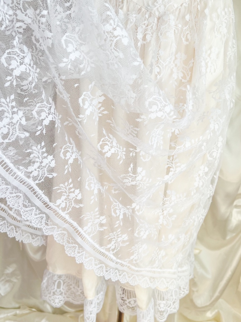 Vintage Gunne Sax White Lace Mini Dress Puff Sleeve Cottagecore Fairy Prairie - Picture 5 of 9